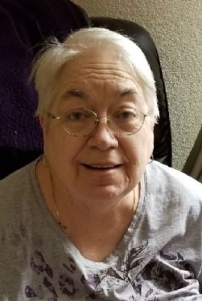 Robbie  Darlene Kemp