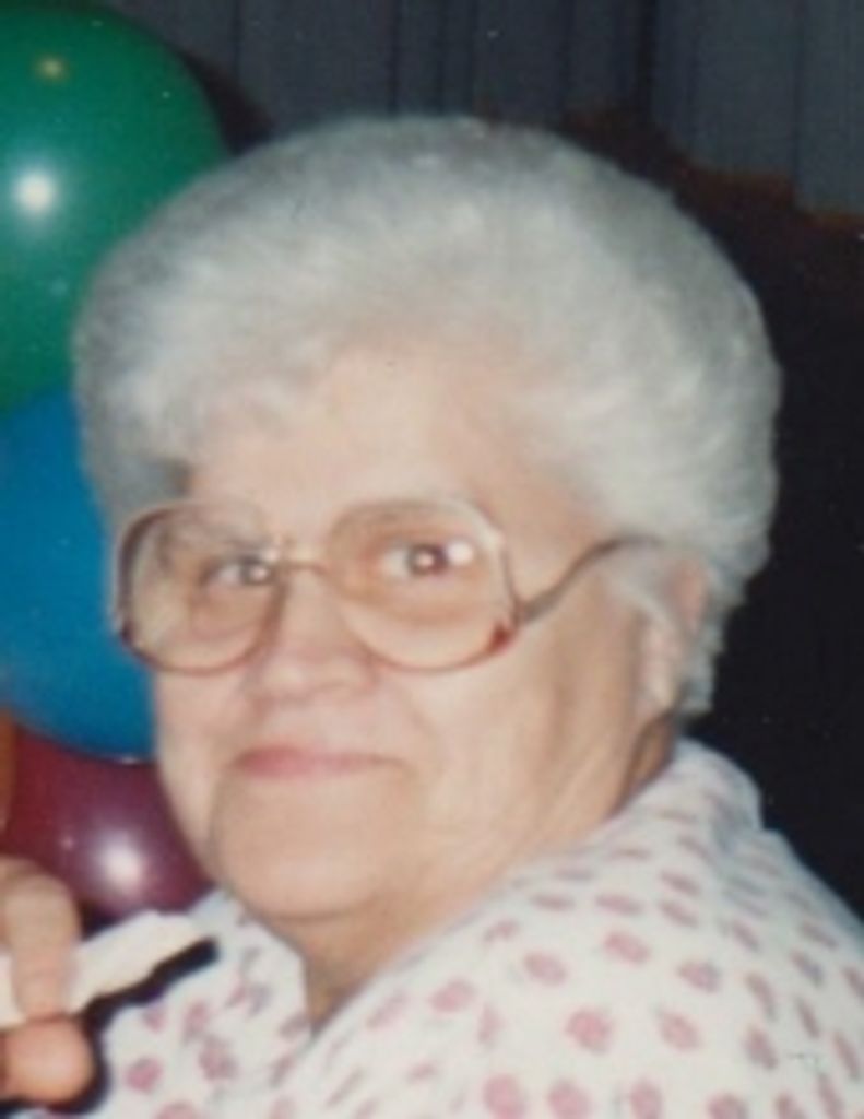 Laura  Elizabeth "Bubbles" Oberholser