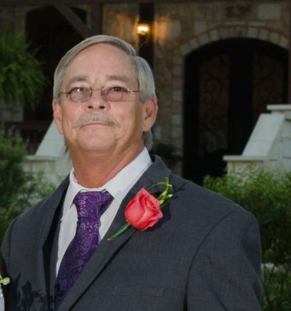 Robert Wade Weber Jr. Profile Photo