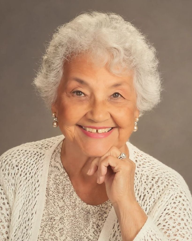 Sara Crouch Profile Photo
