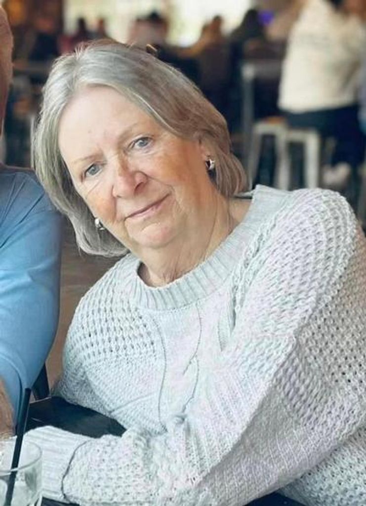 Donna Elizabeth Reeves Profile Photo