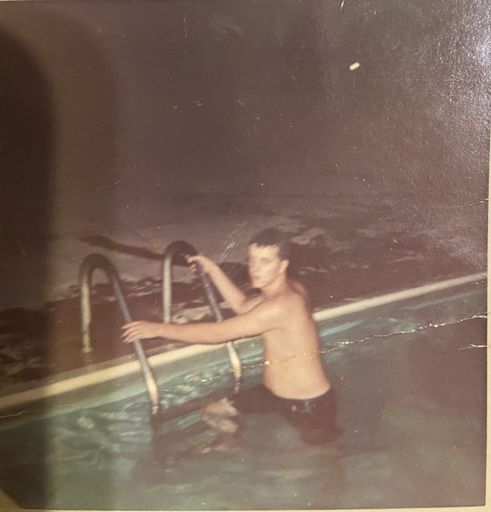 Everett Douglas Taulbee photo gallery thumbnail 67 of 154