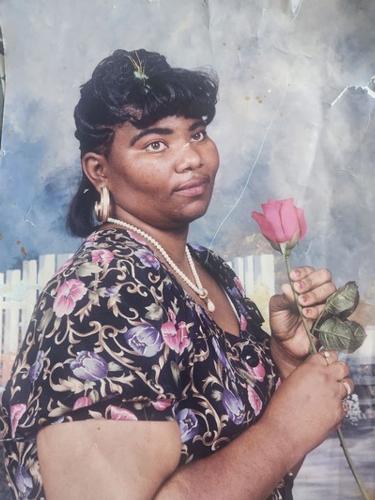 Christine Marie Hamilton Profile Photo