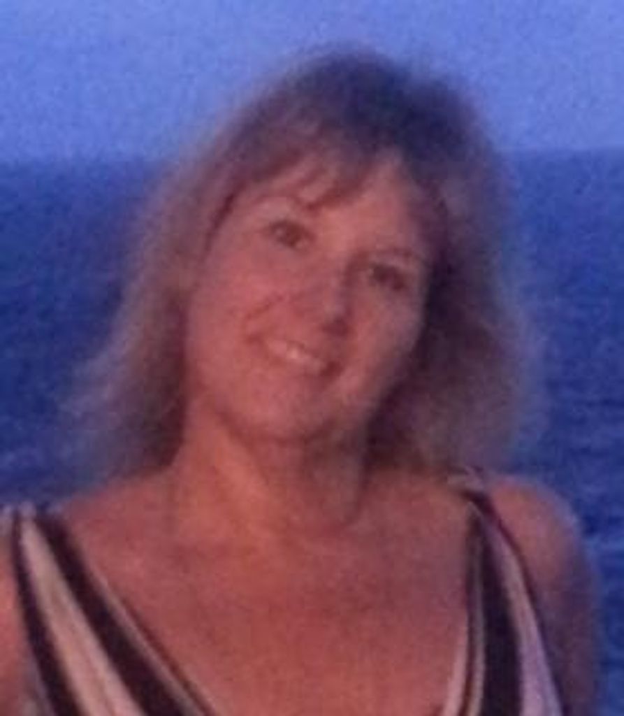 
Tracey
 
Mavis
 Profile Photo
