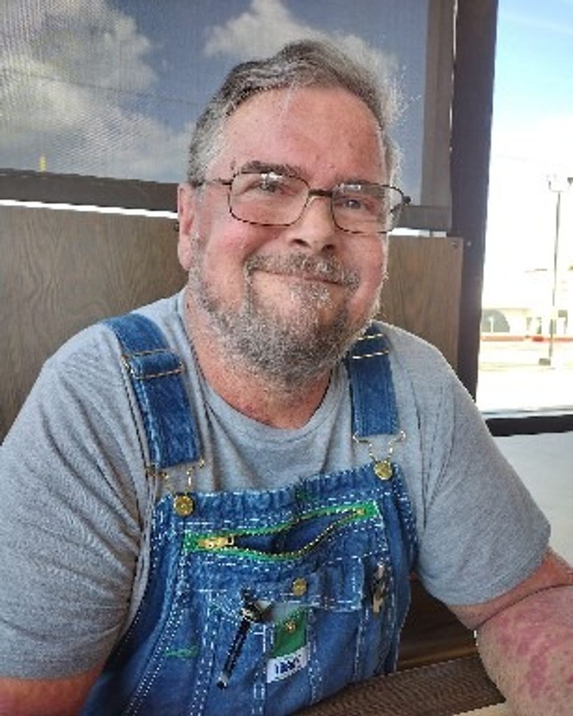 Russell Wayne (Cooter) Brown Profile Photo