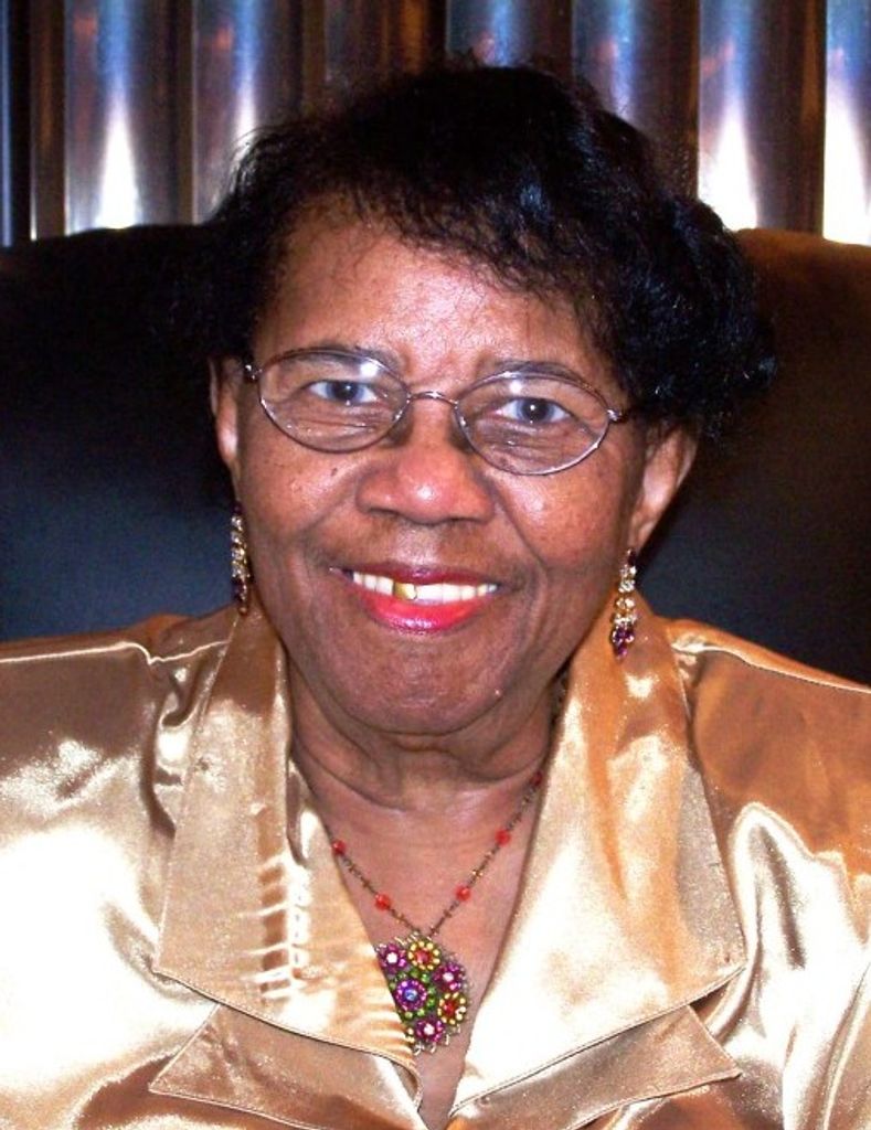 Maxine Loreat Daniels Profile Photo