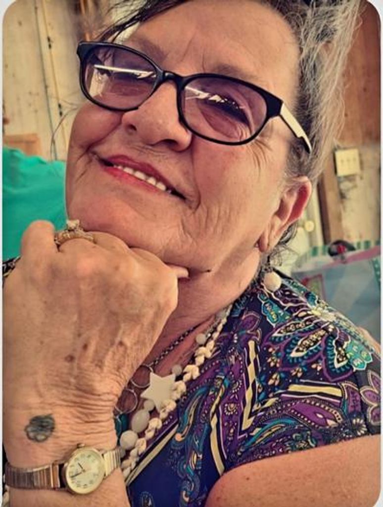 Gloria Wood Profile Photo