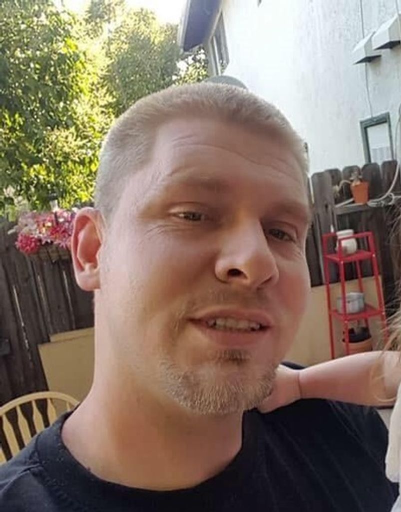 Charlie Gene White Jr. Profile Photo