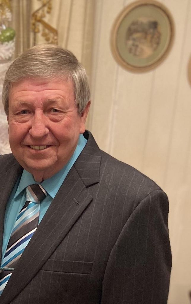 Sidney Michael Welch Profile Photo