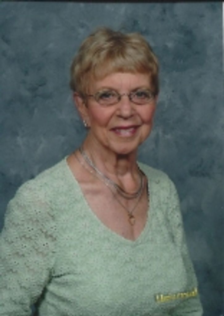 Betty Carlson
