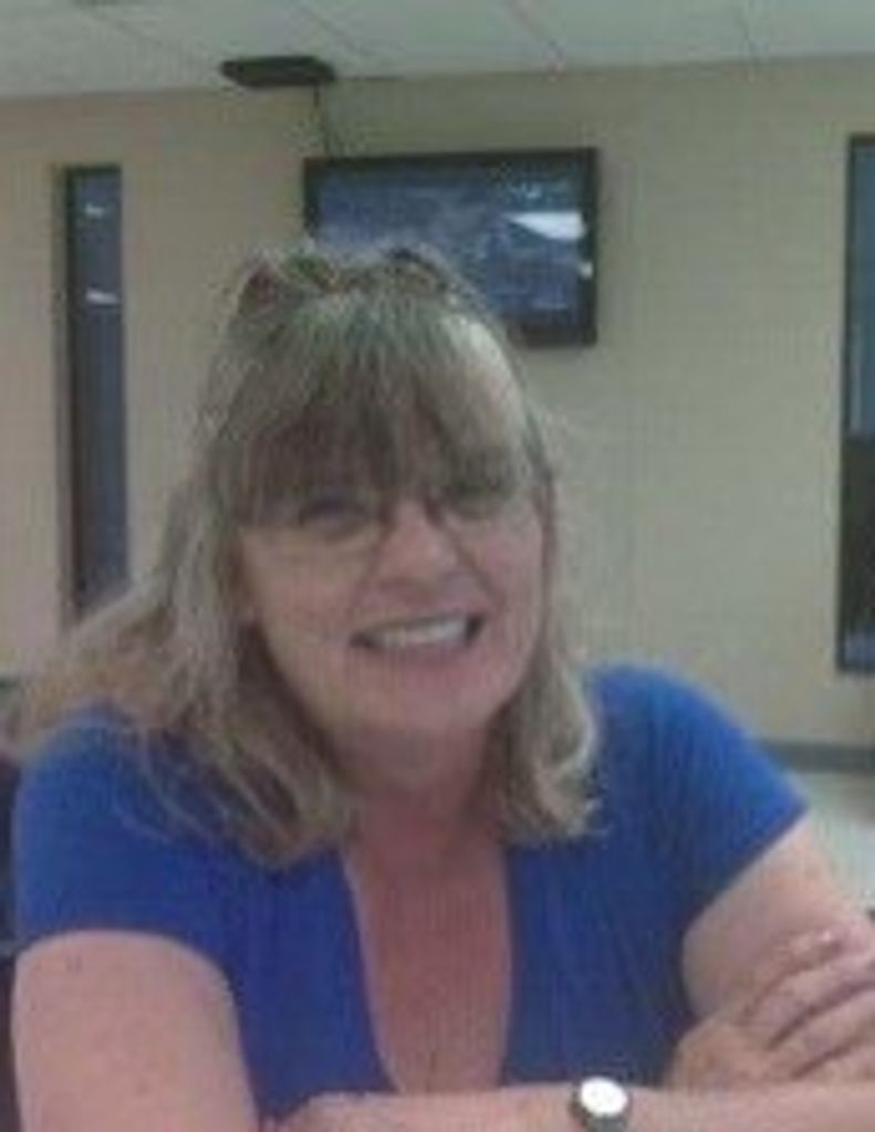 Linda Mae (Holler)  Hawkins