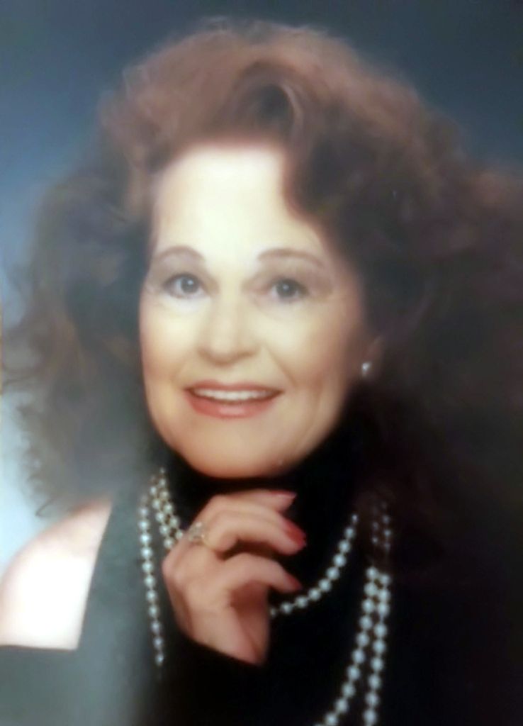 Lynne Marie Mathews