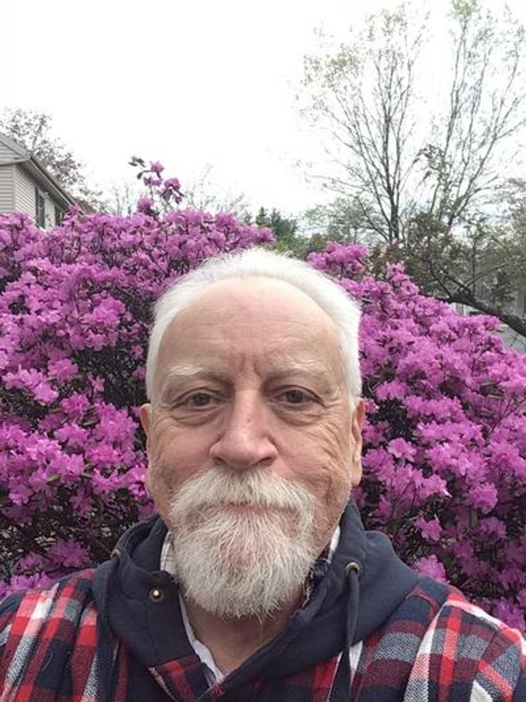 David Edmund Levesque Profile Photo