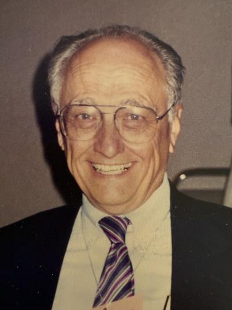 Fred William Lindecke Profile Photo