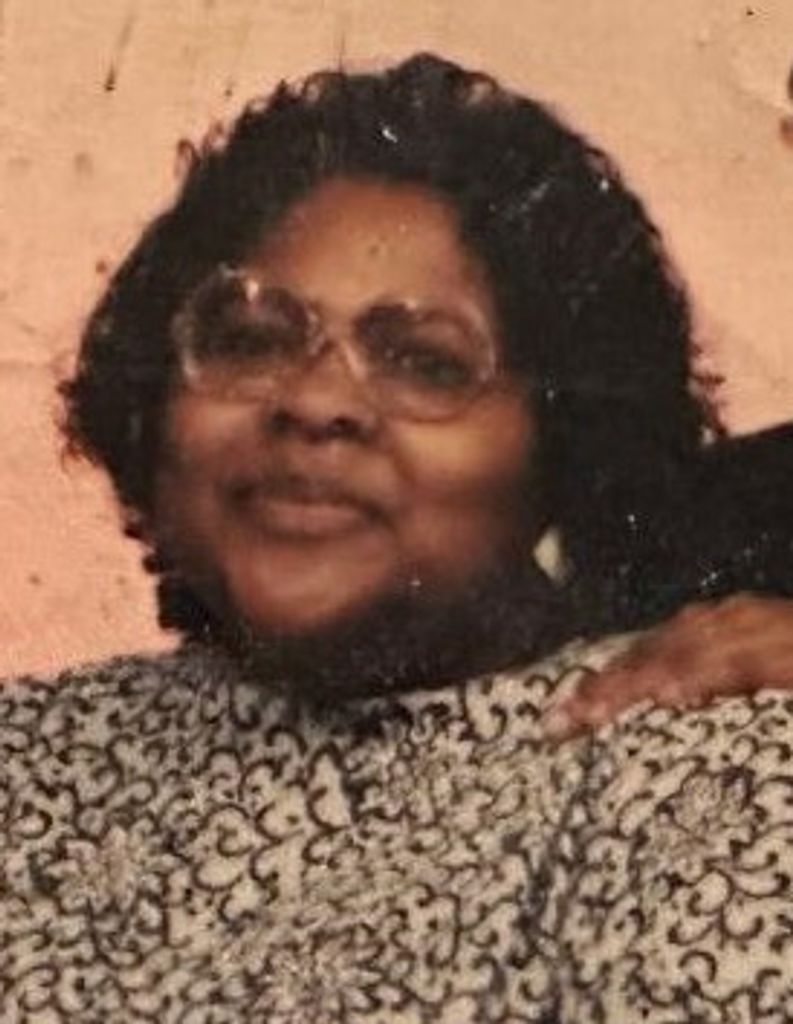 Saundra (Gibbons)  Hunt Profile Photo