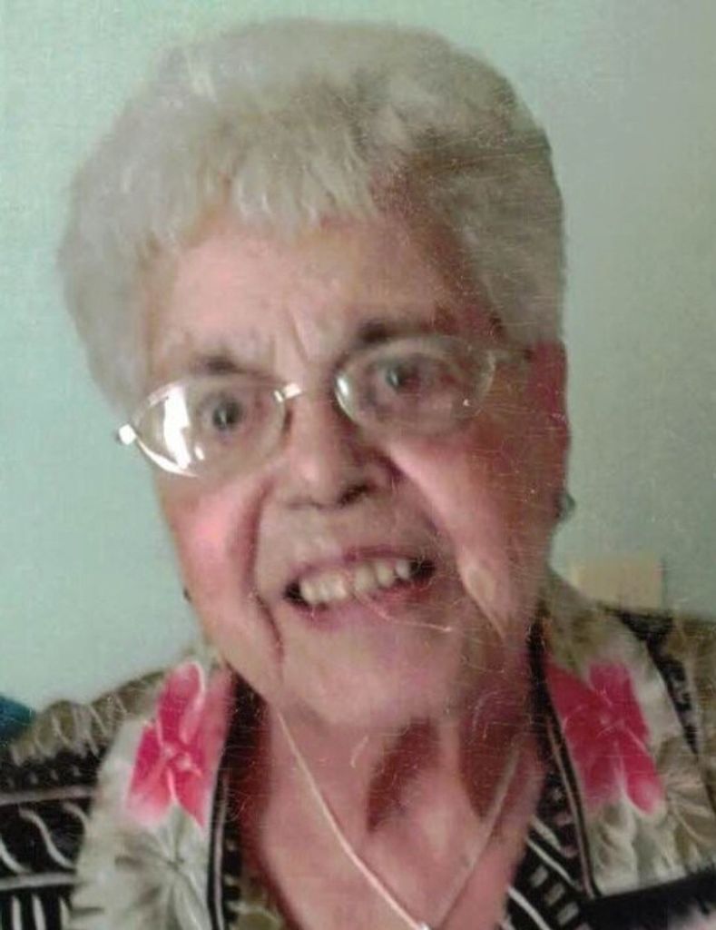 Helen (Rapoza)  Mello