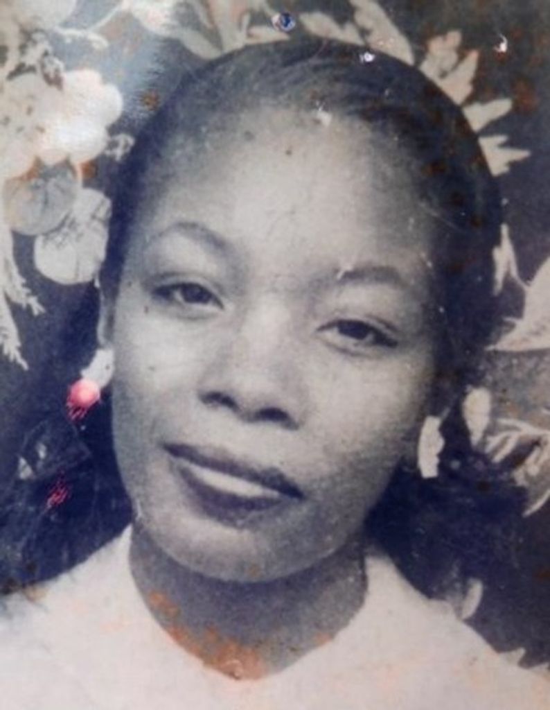Mrs. Eva Bell Brooks Profile Photo