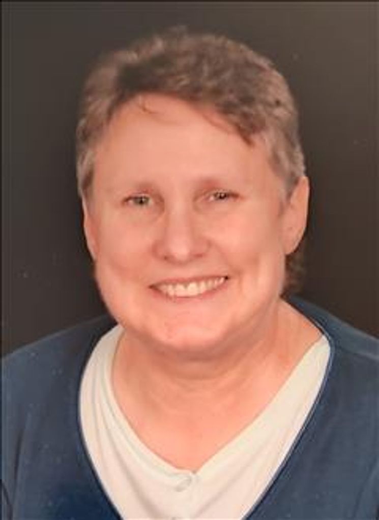Shellie Estella Dial