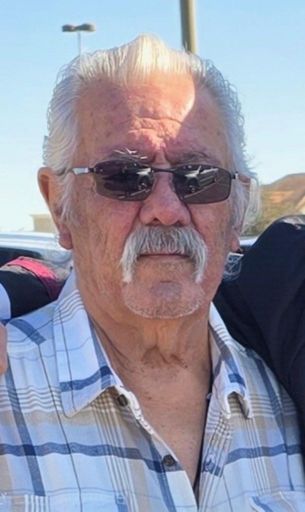 Armando De Los Santos Profile Photo