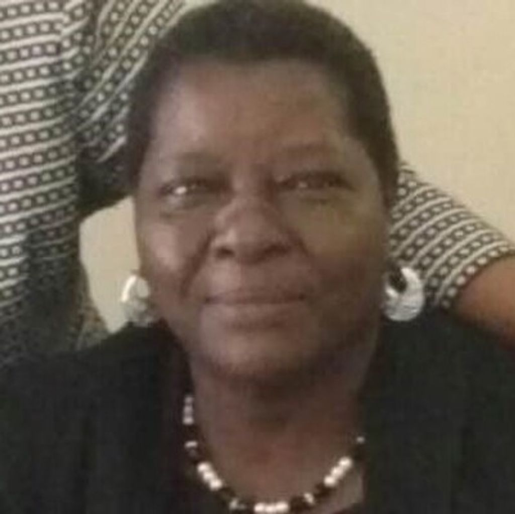 Lunett Mosley Profile Photo