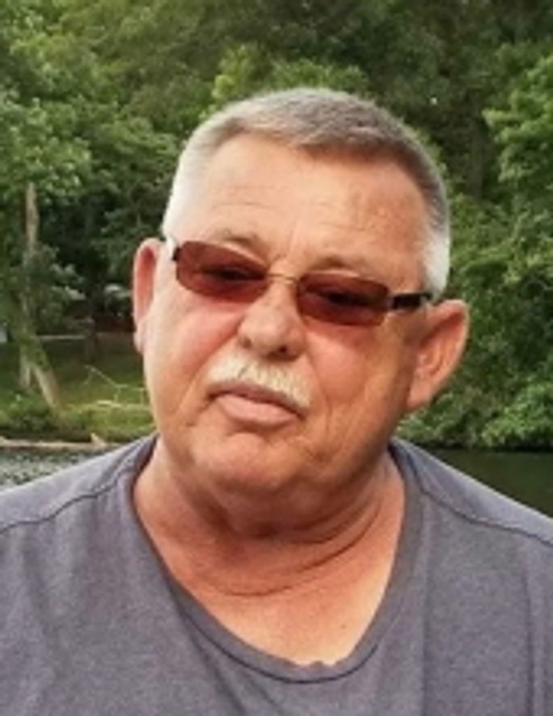 Robert W. "Bob" Jackson Profile Photo