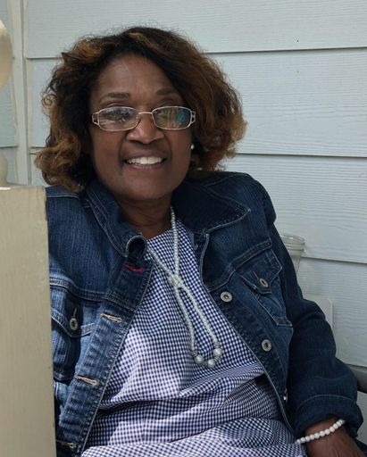 Mrs.  Lisa Pierce-Warren Profile Photo