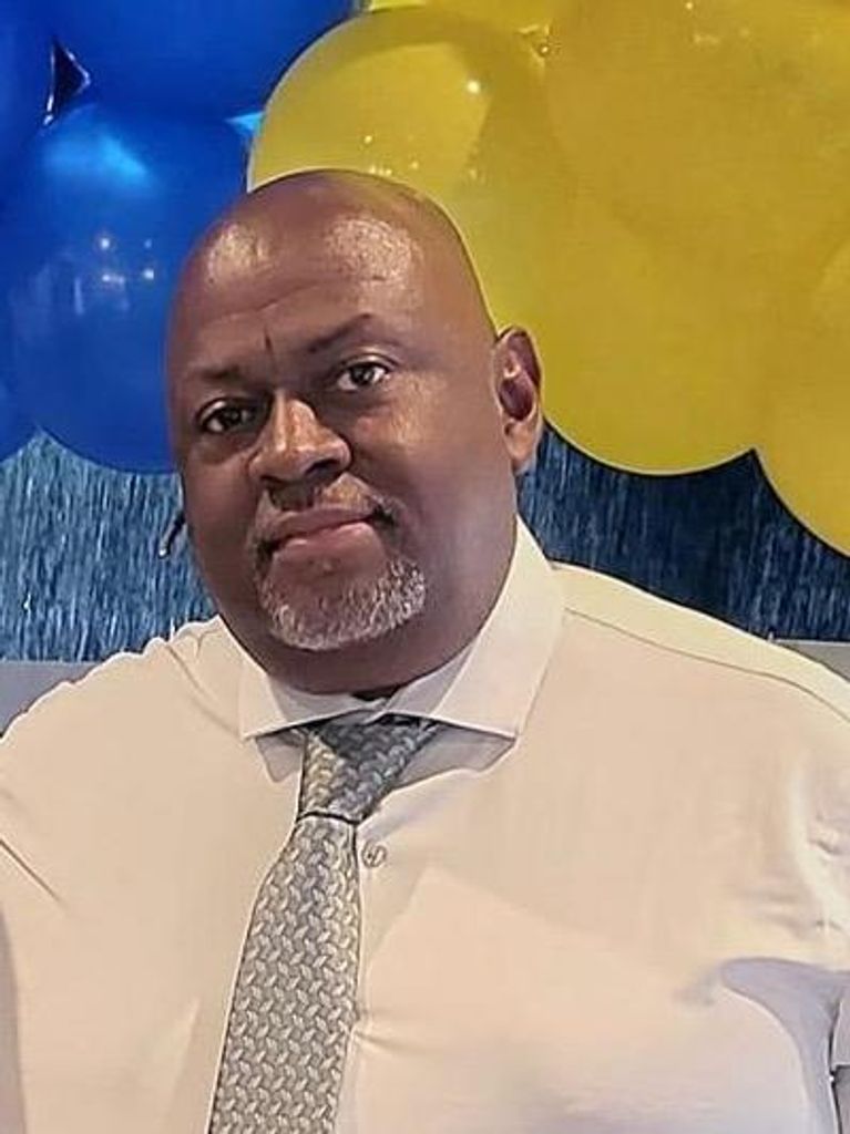 Derrick Wayne White Profile Photo