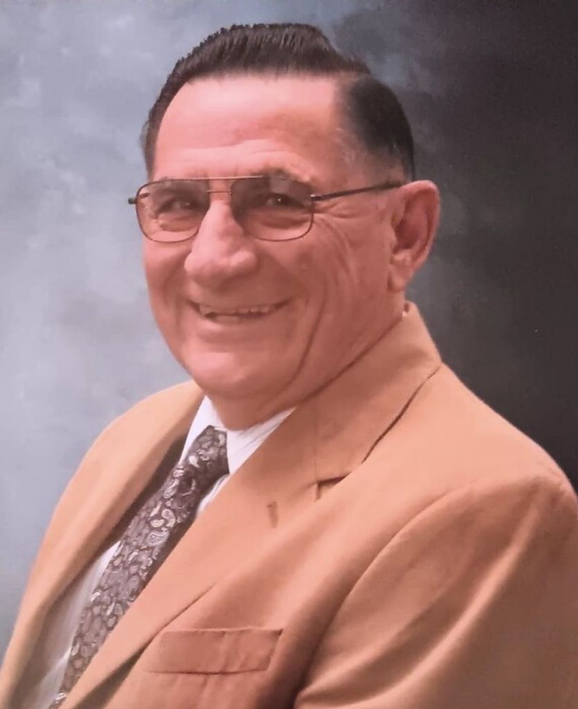 Thomas John Warhola Profile Photo