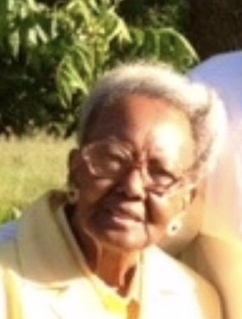 Elizabeth Walker Profile Photo