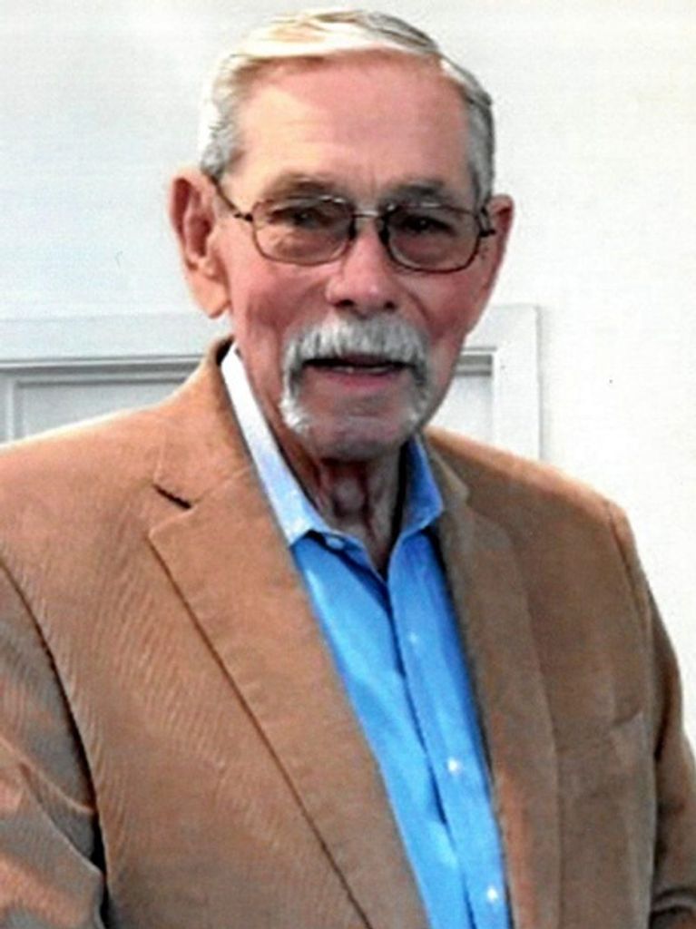Thad Foster Profile Photo