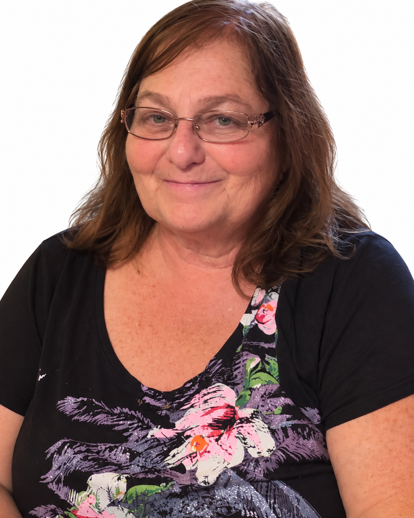 Cynthia Lou "Cindy" Barnett