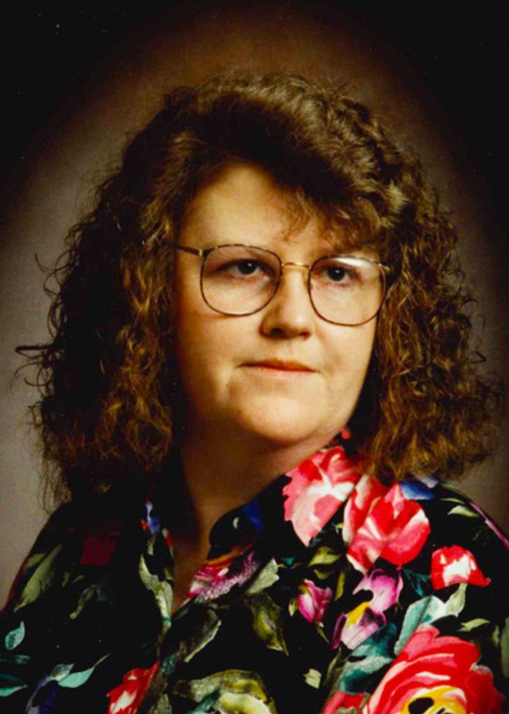 Carolyne Adshade Profile Photo