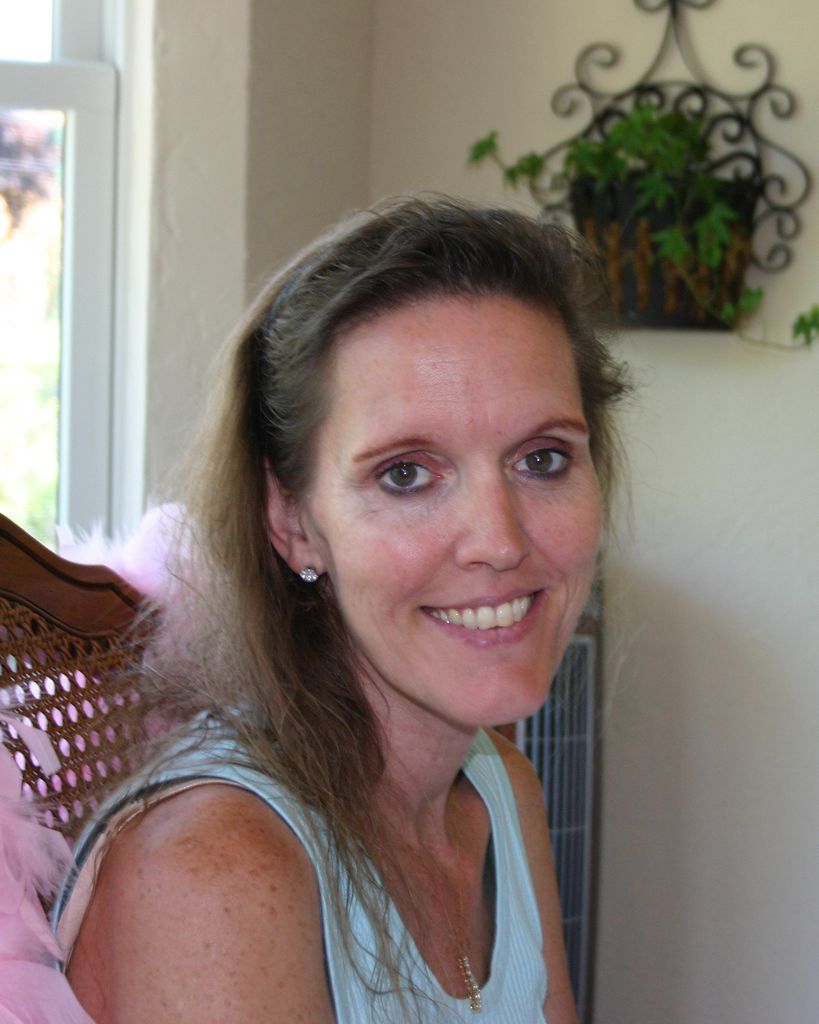 Patricia Lynn Cox Profile Photo