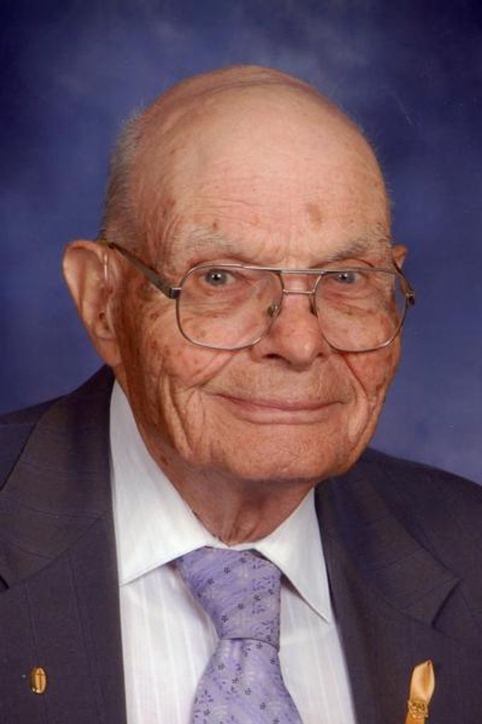 William Barr Tomlinson Profile Photo