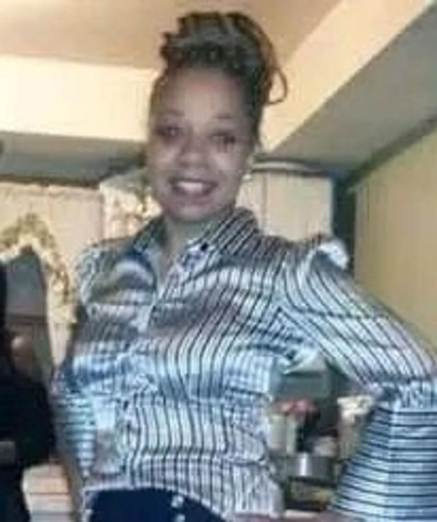 Ms. Shauna Thomas Profile Photo