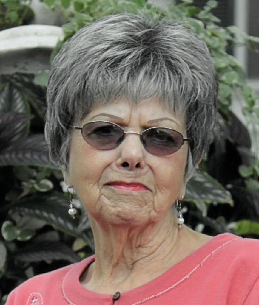 Shelbia Watz Profile Photo