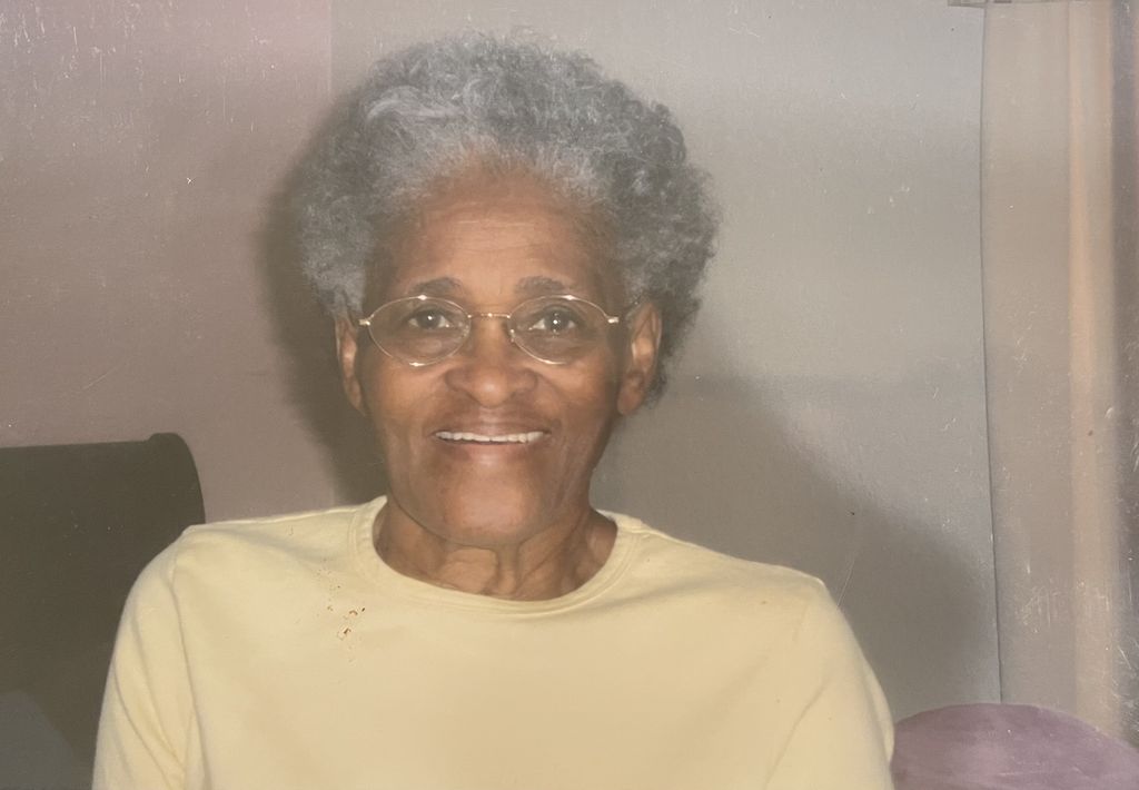 Ernestine "Dotty" Louise Dyce