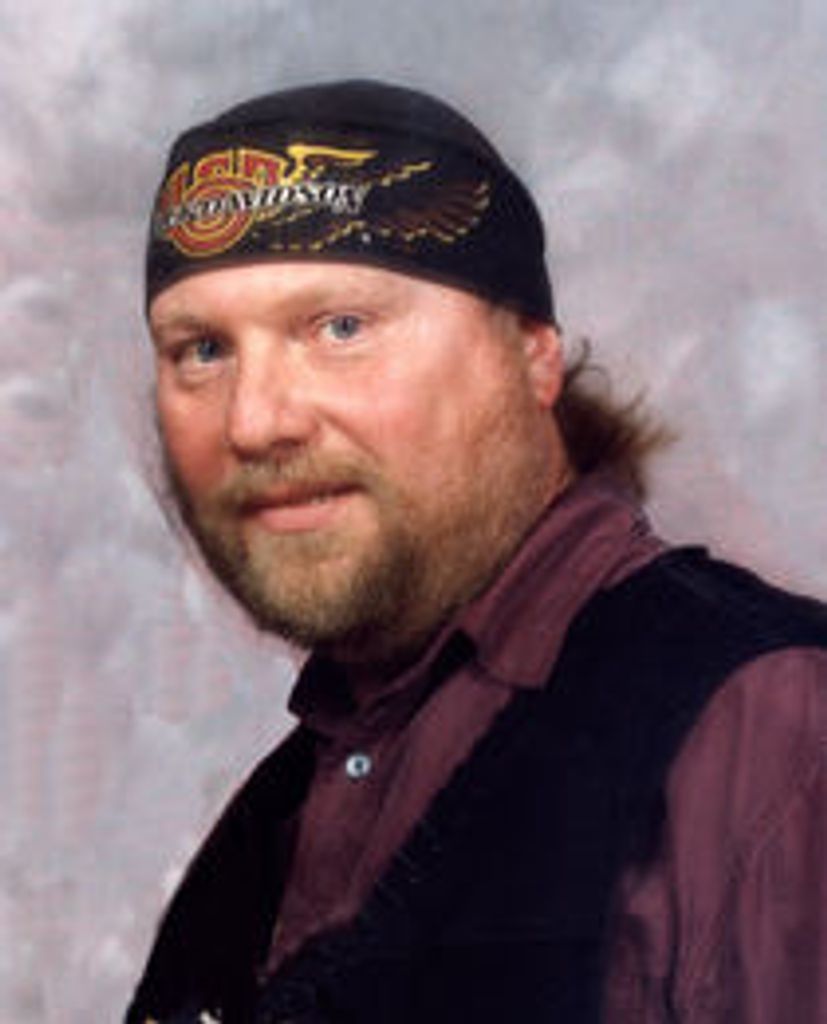 Daniel Lee "Tucker" Thompson Profile Photo