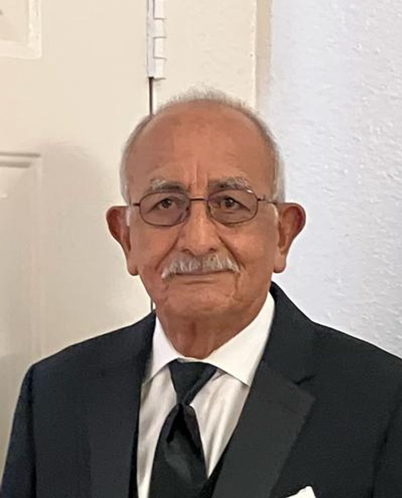 Angel E. Cuevas Profile Photo