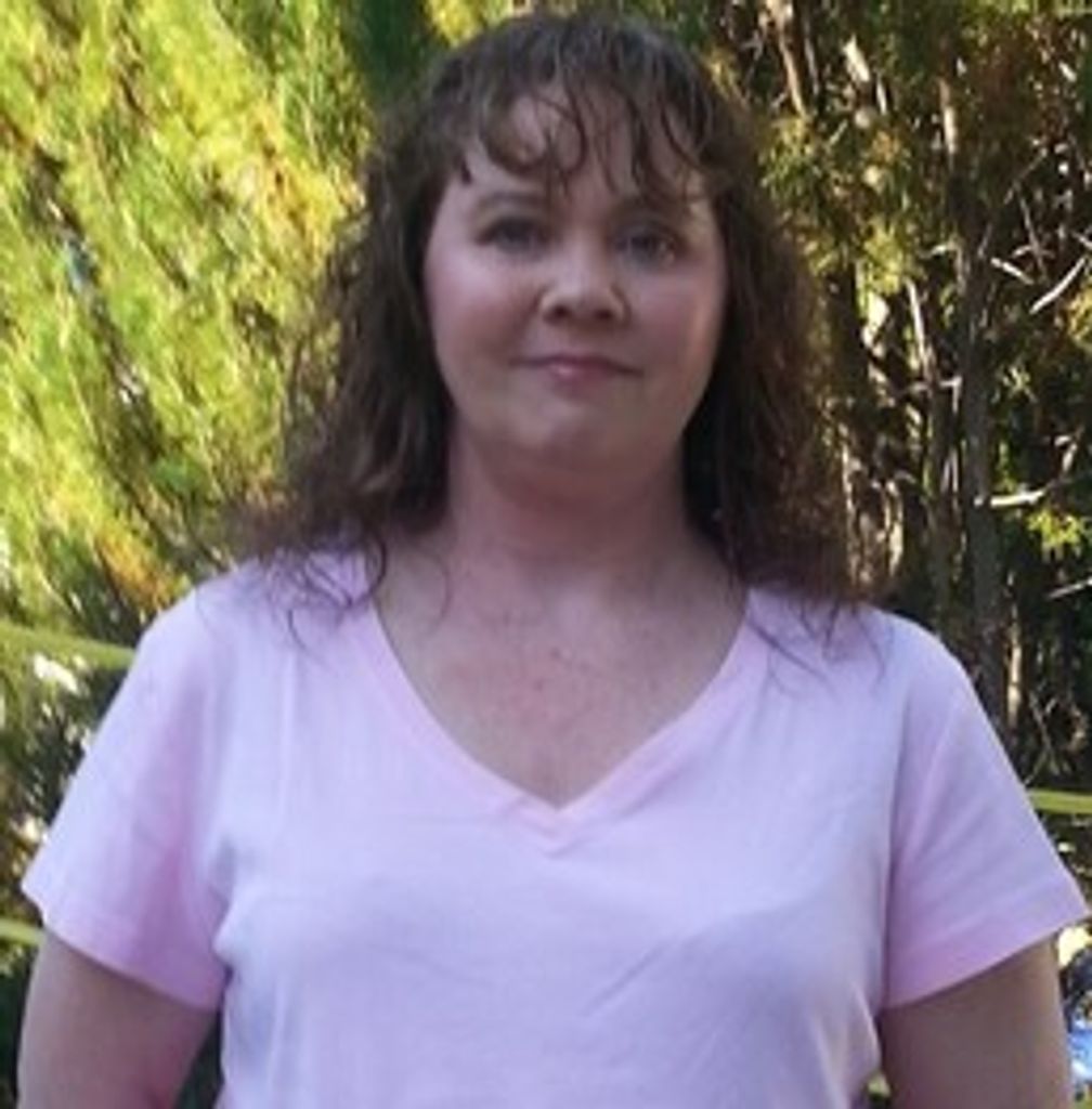 Jane Macneil Profile Photo
