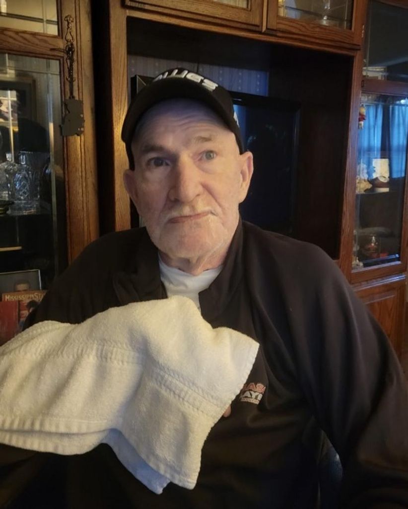 Bobby Allen Dykes Profile Photo