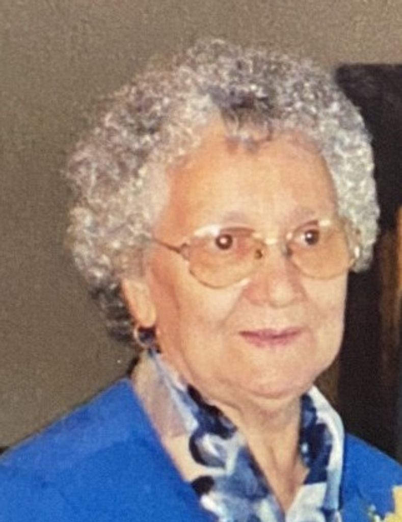 Maria C. (Vieira)  Medeiros Profile Photo