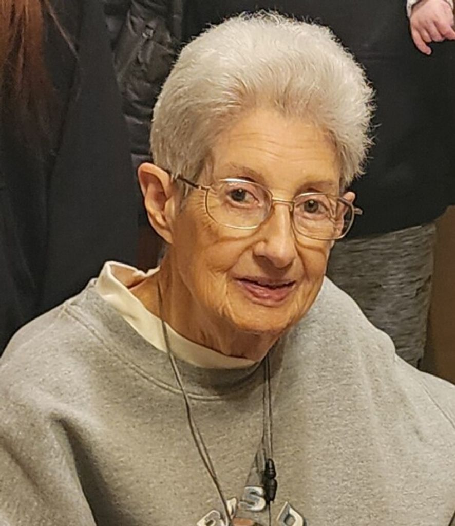 Betty B. (Lincoln)  Andrews Profile Photo