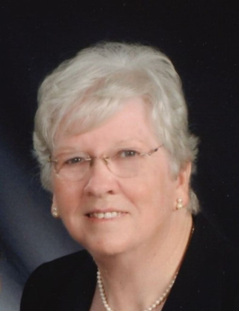 Maxine  Lynch Mayton