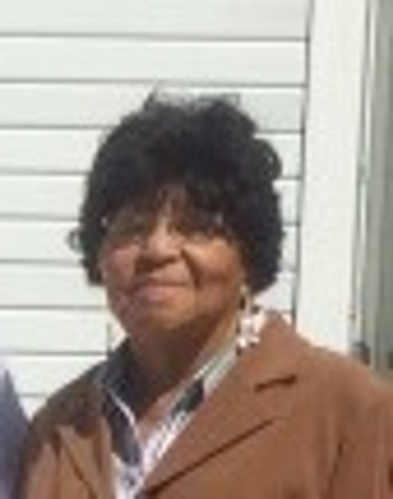 Delphine Carlton Profile Photo
