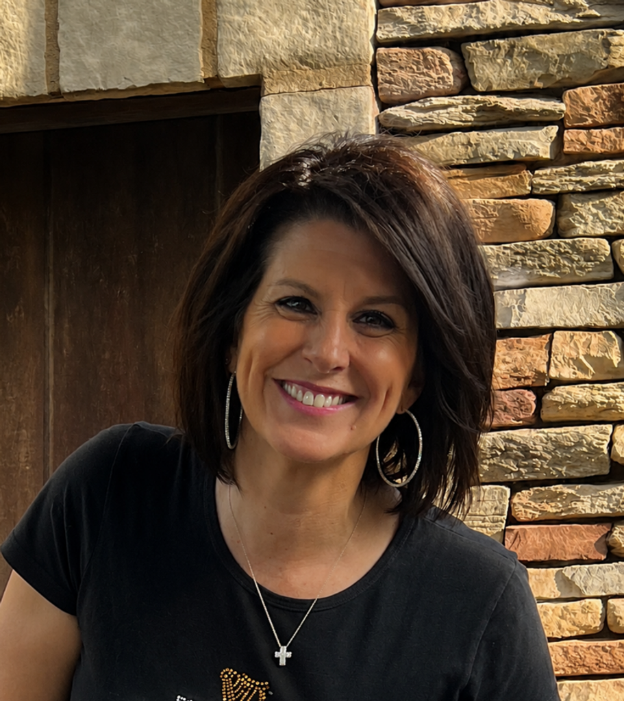 Beth "Nicki" Ellerbroek Profile Photo