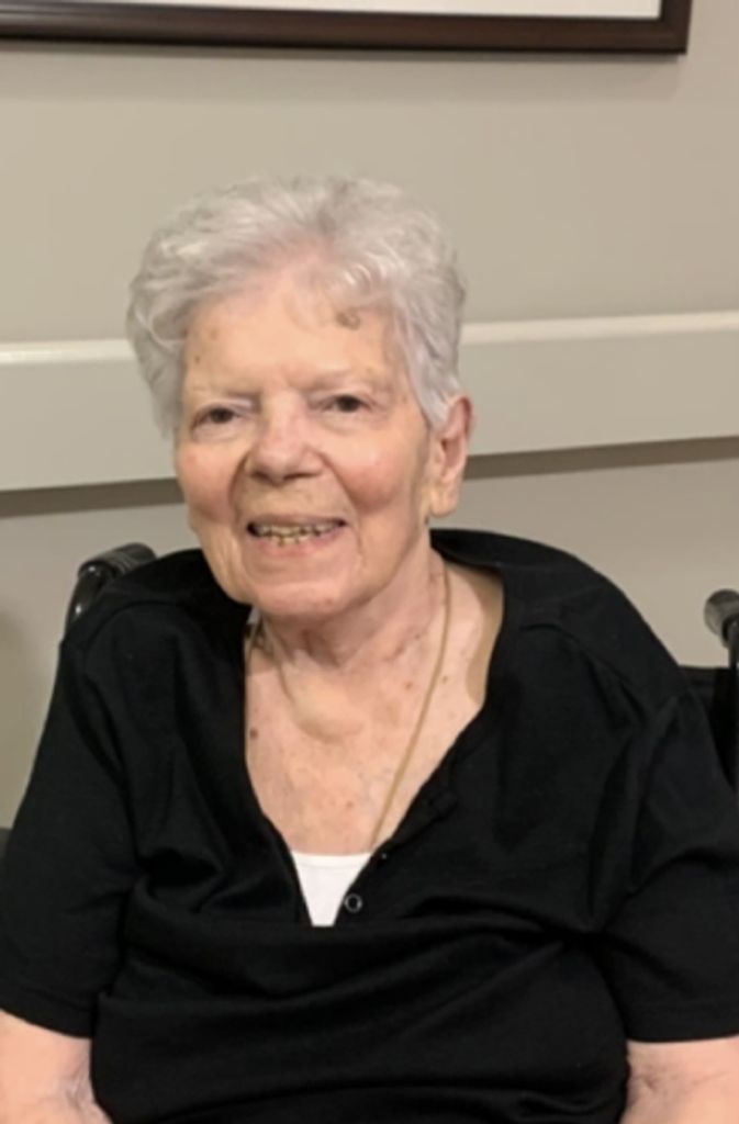 Georgia (Cavooris)  Hedgis Profile Photo