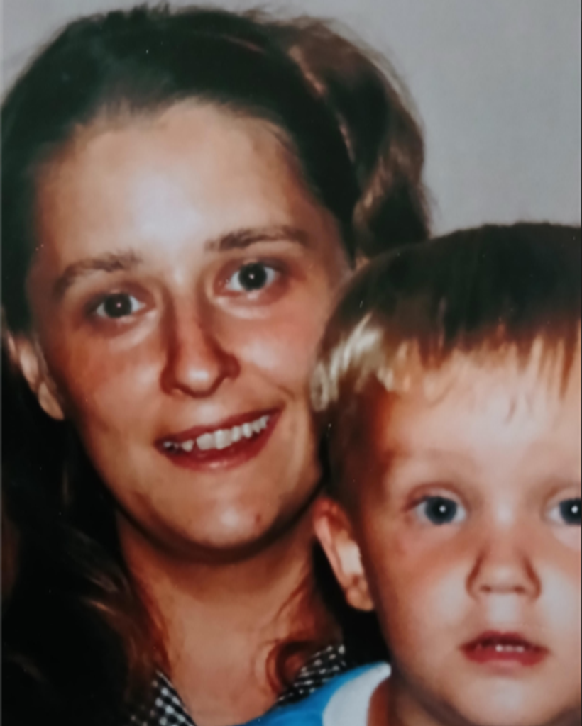 Nina Nadine Tilley (Hladyshewski) Profile Photo