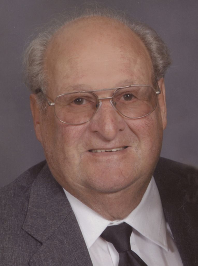Louis L. Effhauser Profile Photo