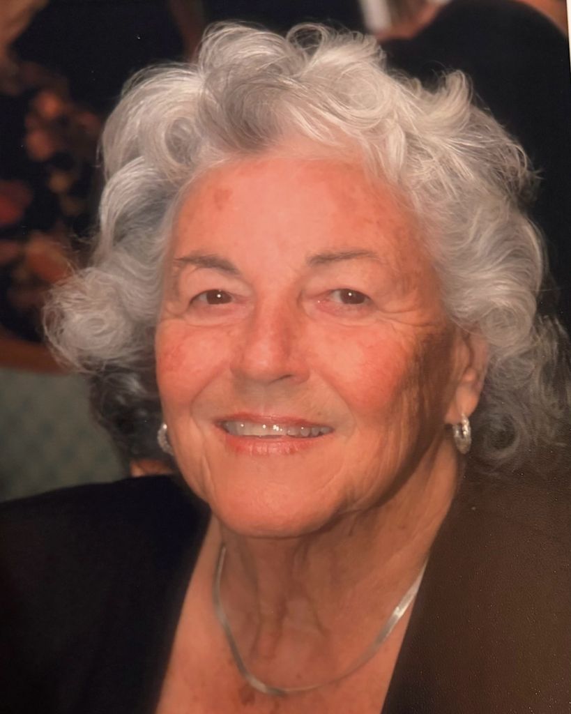 Billie "Elaine" D'Arpino